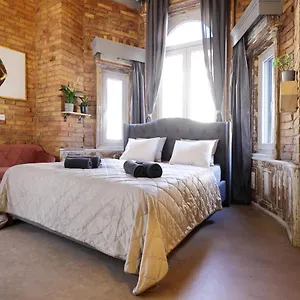 Aparthotel Budapestayz - Raday, Boedapest